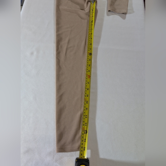 Beach Riot Sport Ribbed Leggings Size Small - Picture 4 of 8